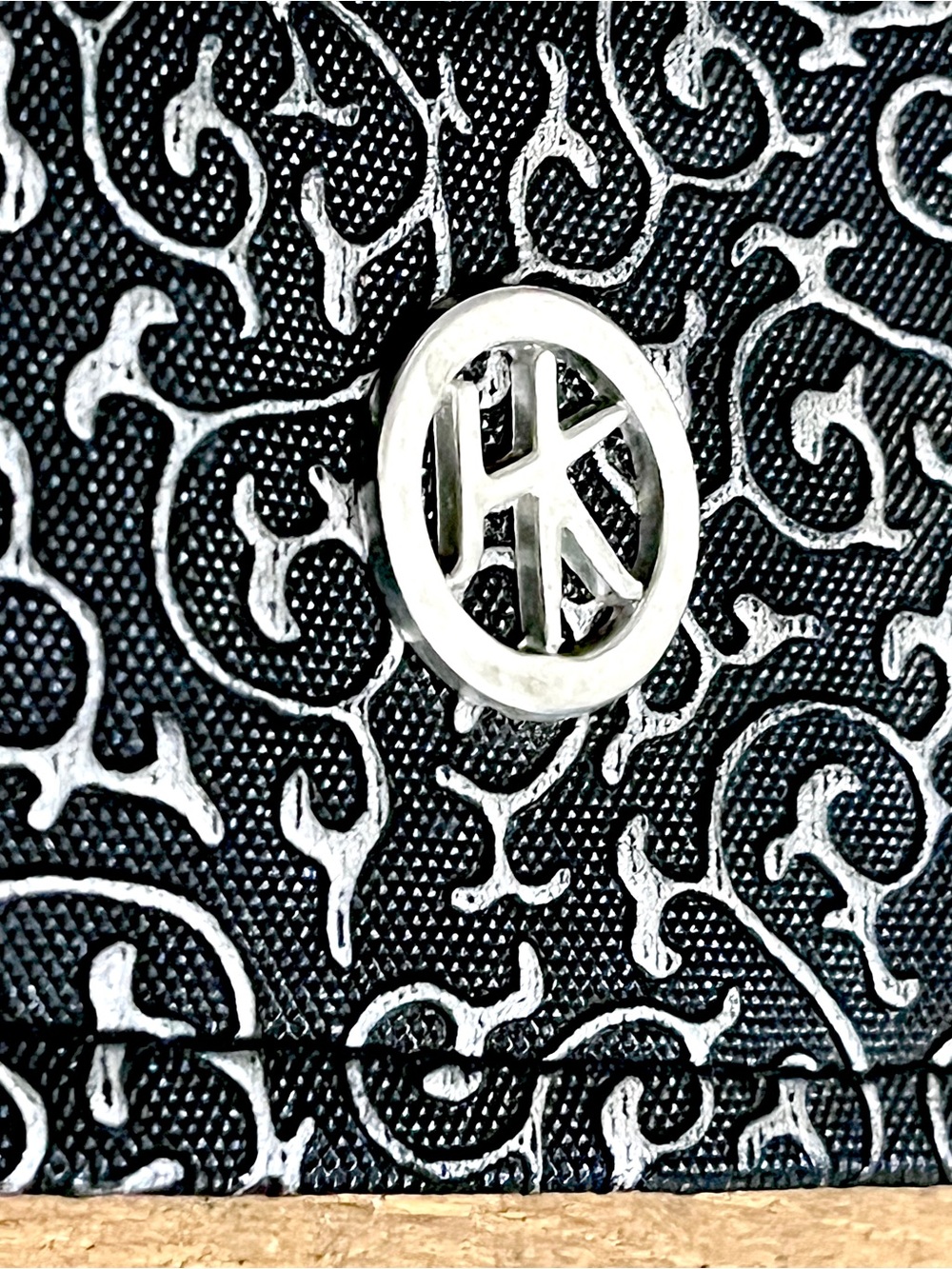 Hip Klips Black Silver Swirl Clippable Waist Pouch Hands-Free HK Logo Clips - Picture 3 of 4